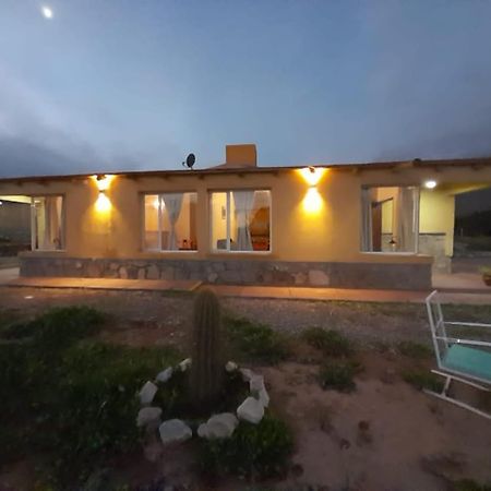 4 Elementos Villa Huacalera Bagian luar foto